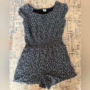 Abercrombie Kids floral romper, girls 13/14
